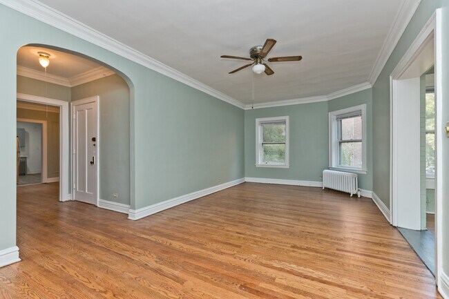 1317 W Albion Ave in Chicago, IL - Building Photo - Building Photo