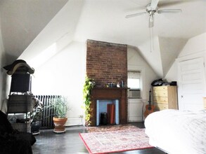 5434 Howe St-Unit -#3 in Pittsburgh, PA - Building Photo - Building Photo