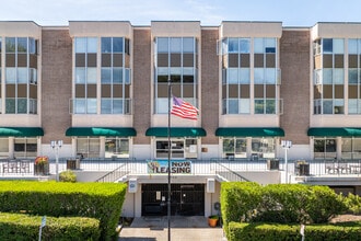 Bonnie Brae Terrace in Belmont, CA - Building Photo - Building Photo