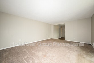 316 Lowell St in Pittsburgh, PA - Building Photo - Building Photo