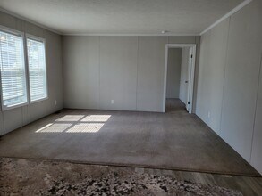 38019 Pardo Dr in Clinton Township, MI - Building Photo - Building Photo