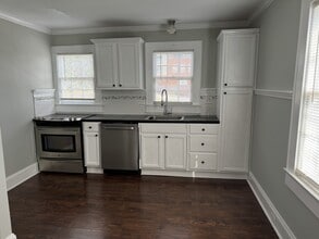 509 1/2 F St in North Wilkesboro, NC - Building Photo - Building Photo