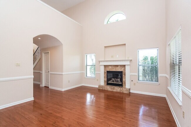 15 Garden Springs Dr in Oakland, TN - Building Photo - Building Photo