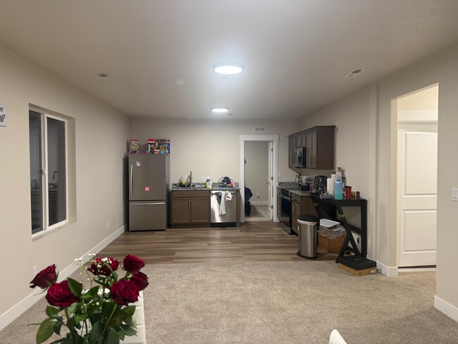 5361 N Orville St in Eagle Mountain, UT - Foto de edificio - Building Photo