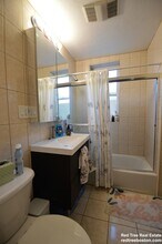 79 Thatcher St, Unit 101 in Brookline, MA - Building Photo - Building Photo