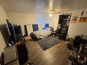 442 S 1350 E, Unit Front Room Private Bed in Provo, UT - Building Photo - Building Photo