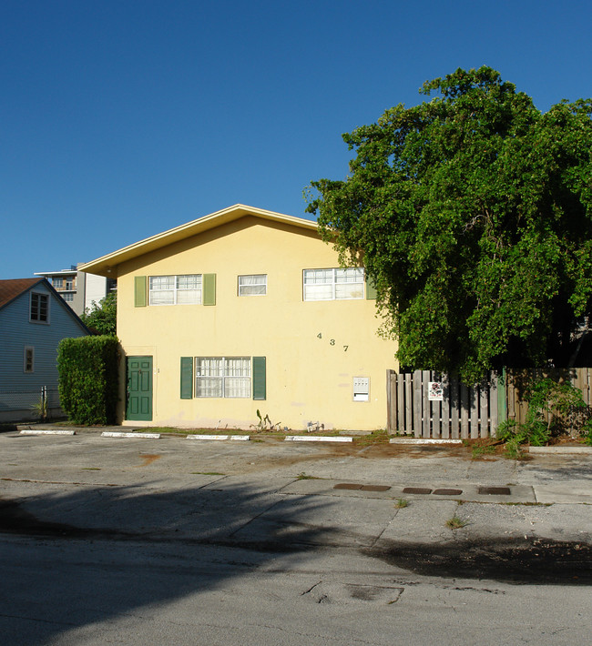 437 NE 1st Ave in Fort Lauderdale, FL - Building Photo - Building Photo