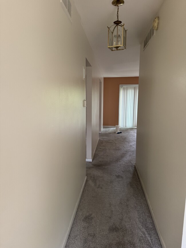 1398 Taft Pl, Unit Apartment C in Hamilton, OH - Building Photo - Building Photo