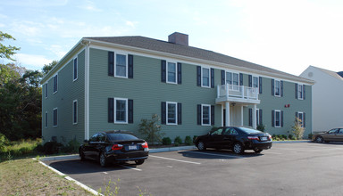 948 Washington St in Weymouth, MA - Foto de edificio - Building Photo