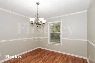 2843 Cranbrook Dr in Cincinnati, OH - Building Photo - Building Photo