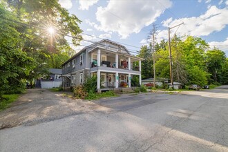 17 Myrtle St in Stroudsburg, PA - Building Photo - Building Photo