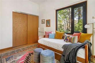 515 Claire Dr NE in Atlanta, GA - Foto de edificio - Building Photo