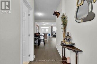 1076 Curraglass Walk in Ottawa, ON - Building Photo - Building Photo