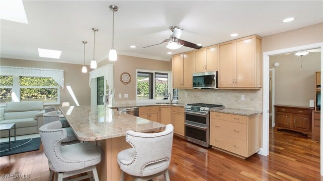 property at 2206 Imperial Golf Course Blvd