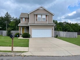 617 Niagra Ln in Murfreesboro, TN - Building Photo