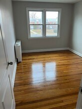 930 William St, Unit APT A in Bridgeport, CT - Building Photo - Building Photo