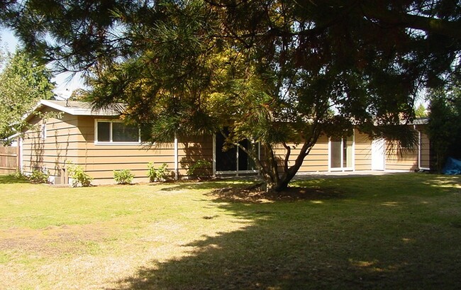 23127 82nd Ave W in Edmonds, WA - Building Photo - Building Photo