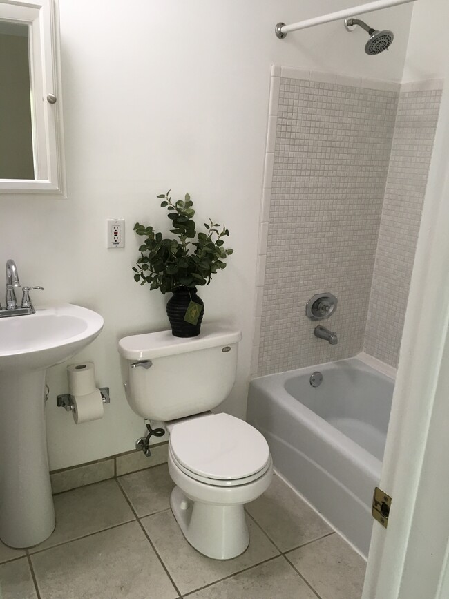 20621 SW 114th Ave in Miami, FL - Building Photo - Building Photo