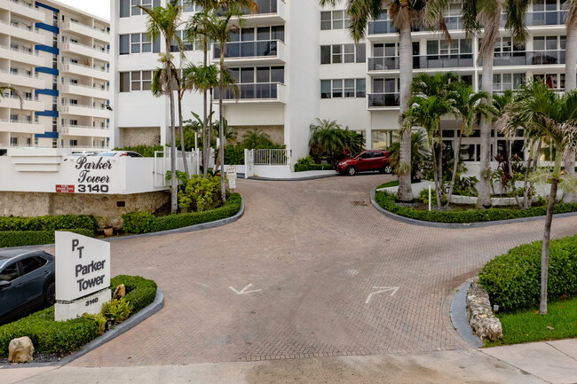 Parker Tower in Hallandale Beach, FL - Building Photo - Building Photo