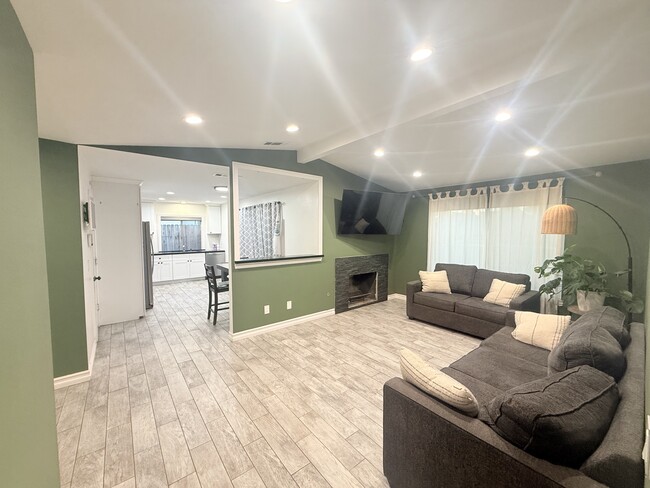 13148 Shirebourn Rd in Moreno Valley, CA - Building Photo - Building Photo