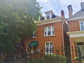 5923 Alder St in Pittsburgh, PA - Building Photo
