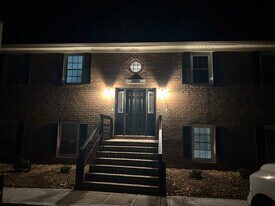 5290 Waterlick Rd in Forest, VA - Building Photo