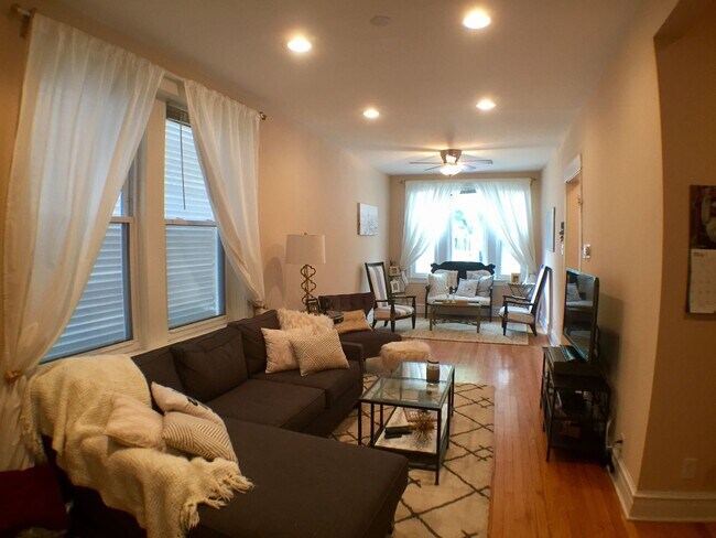 property at 3243 N Southport Ave