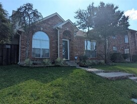 528 Timber Way Dr in Lewisville, TX - Building Photo