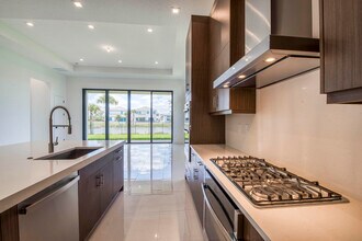 10013 Bird Watch Wy in Palm Beach Gardens, FL - Building Photo - Building Photo