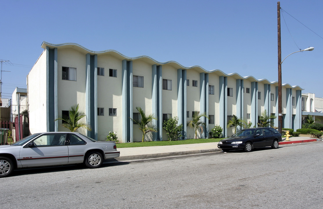 Concordia in Hawthorne, CA - Building Photo