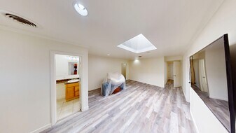 4933 63rd St in San Diego, CA - Building Photo