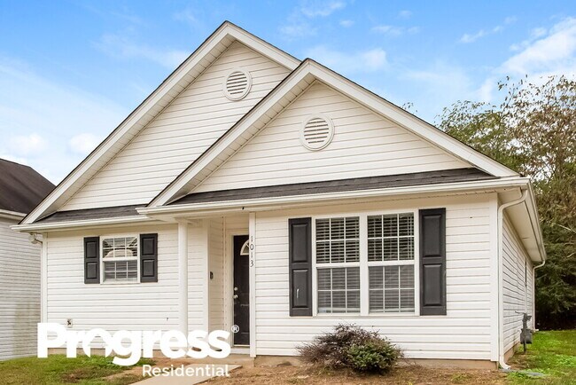 1013 Valley Ridge Rd in Charlotte, NC - Building Photo - Building Photo