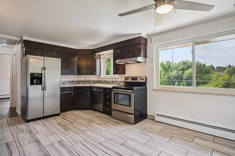10280 W 12th Ave in Lakewood, CO - Building Photo - Building Photo