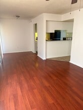 2833 Los Gatos Ct, Unit #1 in Memphis, TN - Foto de edificio - Building Photo