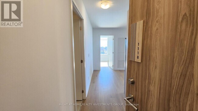 3100 Keele St in Toronto, ON - Building Photo - Building Photo