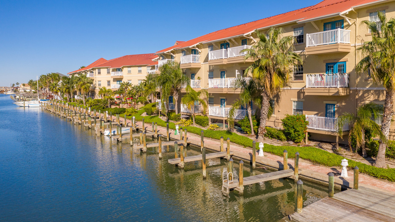 Compass Bay Apartments in Corpus Christi, TX - Foto de edificio