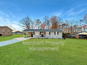 105 Sexton St in Duncan, SC - Building Photo - Building Photo