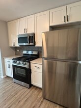 17206 Elm Dr in Hazel Crest, IL - Building Photo - Building Photo