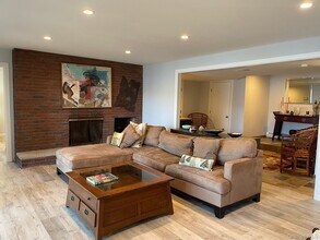 53 Woods Rd in Greenwood Lake, NY - Building Photo - Building Photo