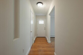 2337 Renfro Rd in Richmond, VA - Building Photo - Building Photo