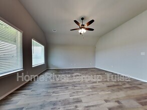 1513 E Atlanta St in Broken Arrow, OK - Building Photo - Building Photo