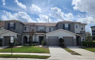 1058 Chalcedony St in Kissimmee, FL - Building Photo