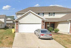 7401 Arratt Ct in Columbia, MO - Building Photo