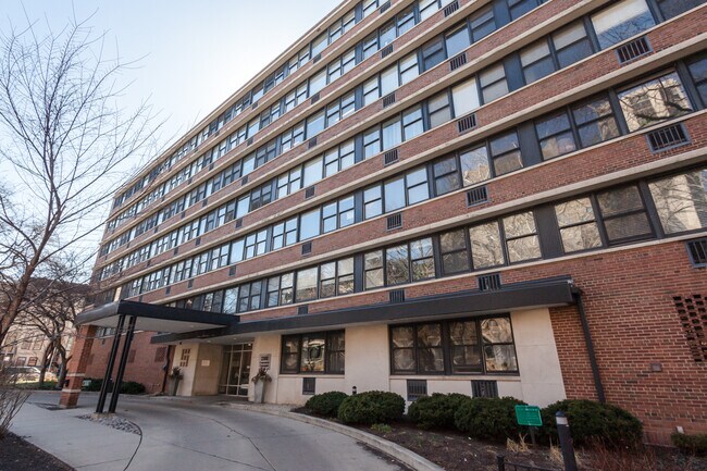 property at 2300 N Commonwealth Ave