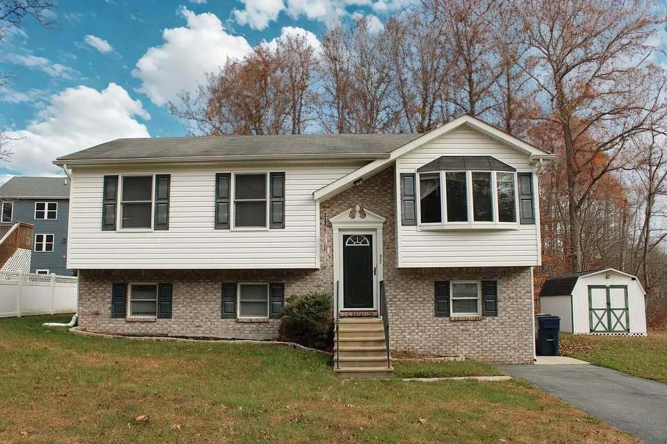 35 Catalpa Dr in North East, MD - Building Photo