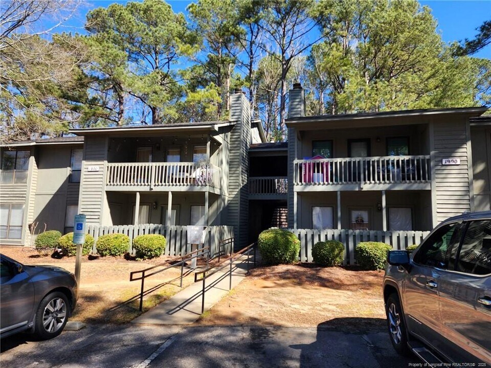 1900 Tryon Dr in Fayetteville, NC - Building Photo