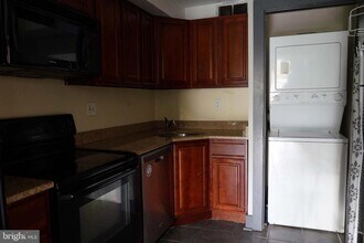 1512 N 17th St in Philadelphia, PA - Foto de edificio - Building Photo