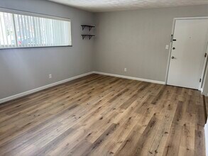 310 30th Ave Ct in Moline, IL - Building Photo - Building Photo