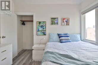 5 Sorauren Ave in Toronto, ON - Building Photo - Building Photo