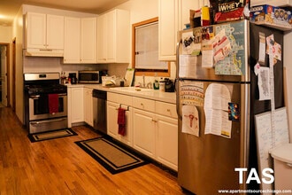 918 N Paulina St, Unit g in Chicago, IL - Foto de edificio - Building Photo